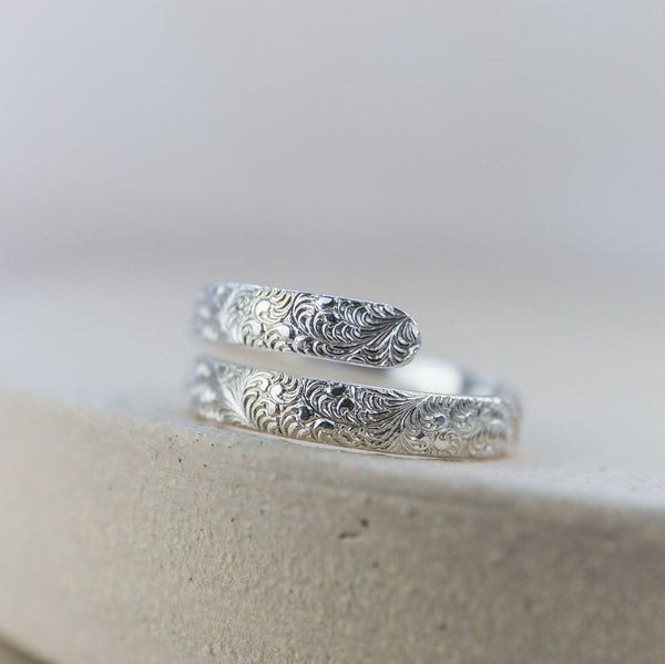 Sterling Silver Wrap Around Lace Thumb Ring